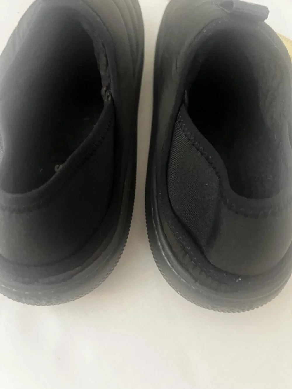 Crocs Classic Puff Moc Black Size Men’s 9 Or Women’s 11